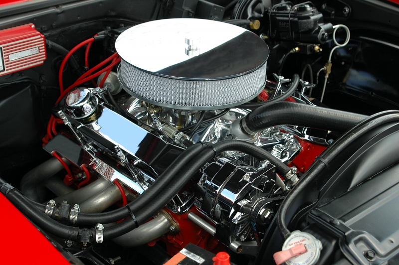 garagiste-GINASSERVIS-min_car-engine-1548434